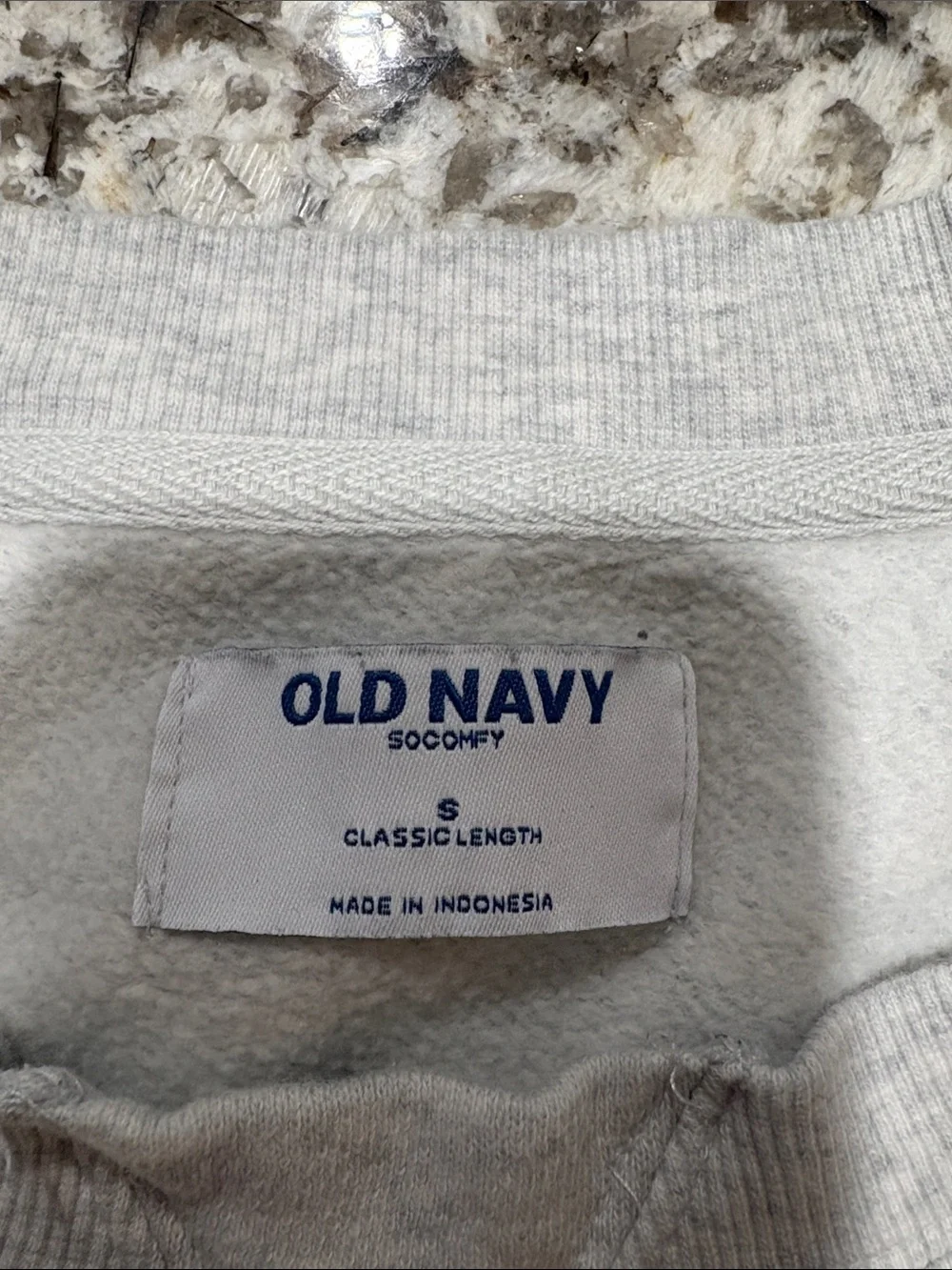 Old Navy Women’s Croppedish Light Gray Crewneck Sweatshirt